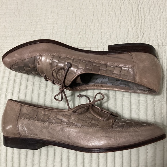 Vintage Leather Shoes. Made in Brazil. - Picture 4 of 12